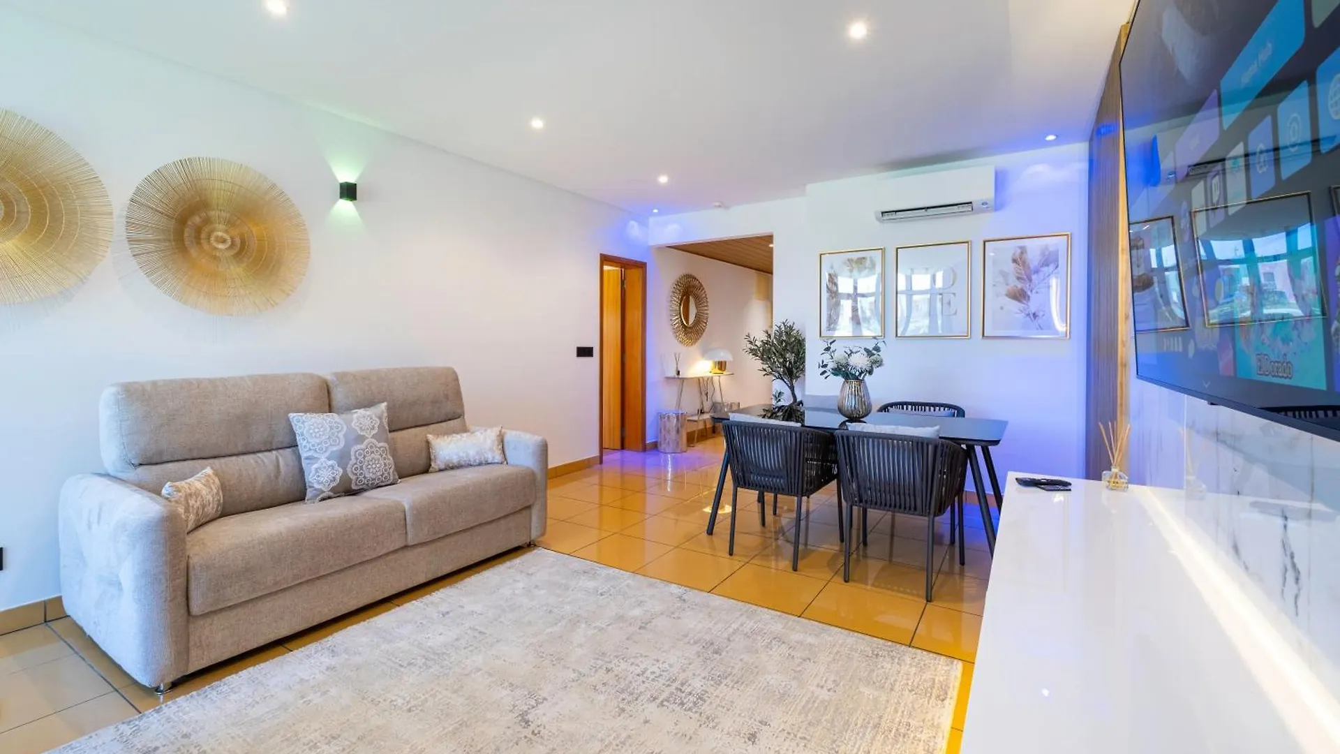 Romantic With Private Hot Tub & Parking - Big Pool - Marina Access Albufeira Portugal
