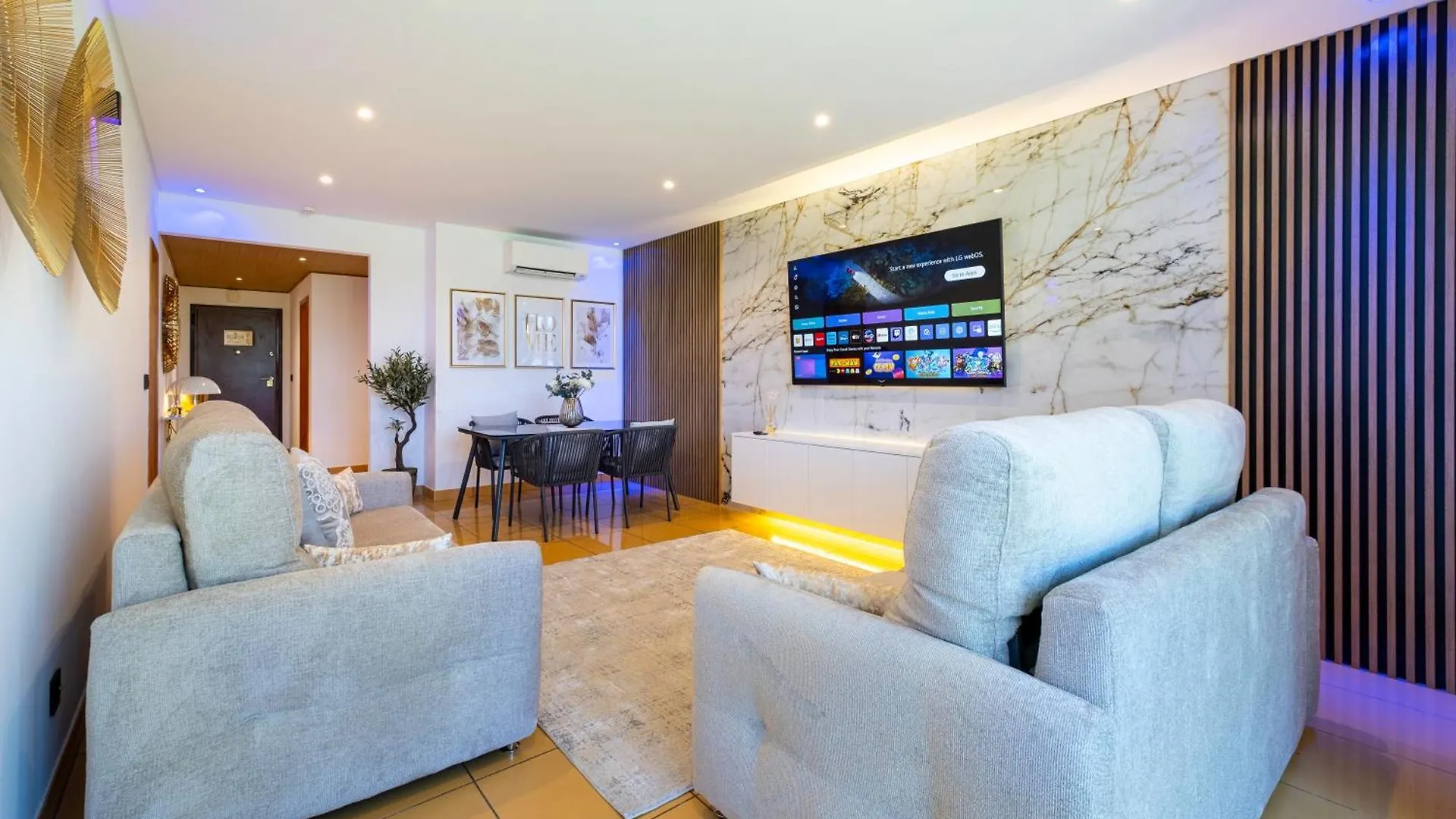 Villa Romantic With Private Hot Tub & Parking - Big Pool - Marina Access Albufeira