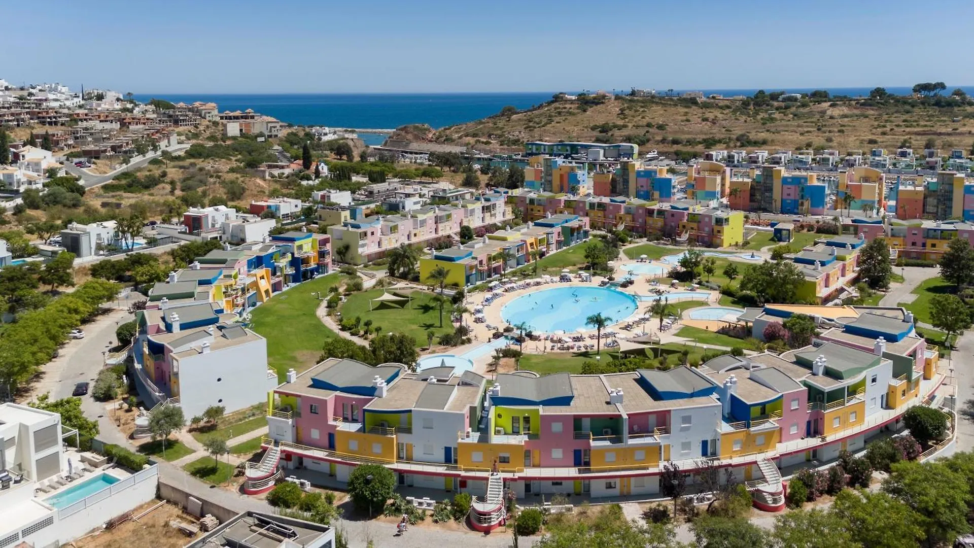 Villa Romantic With Private Hot Tub & Parking - Big Pool - Marina Access Albufeira Portugal